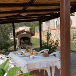 Chantal By Interhome דירה קאפאנורי